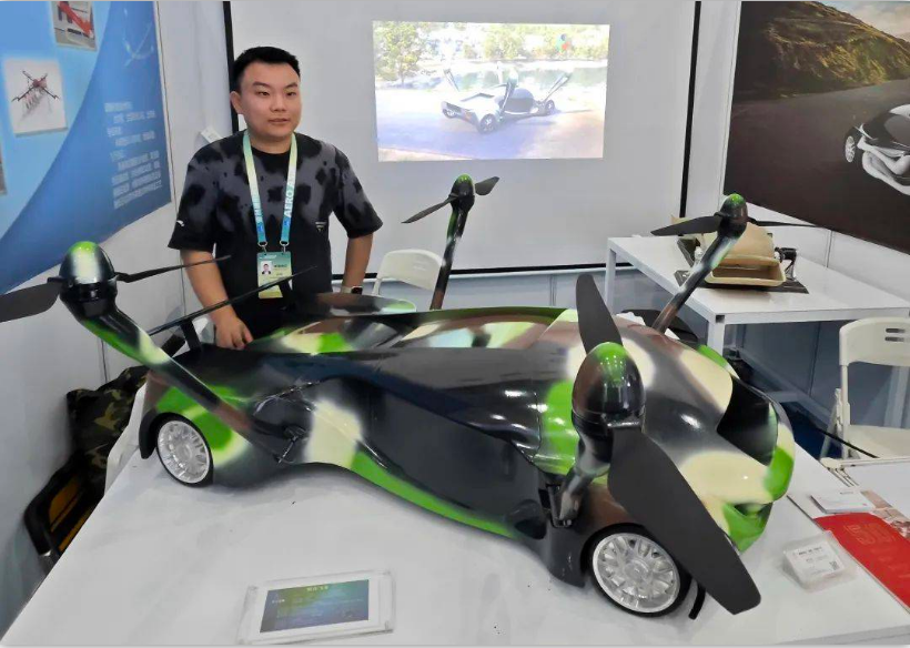 戬腾科技（珠海）有限公司推出吹翼式evtol---轻舟飞车的1比4模型